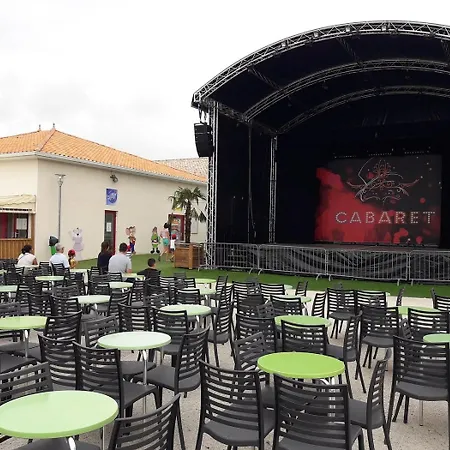 Kemping Mobil-homes Les Charmettes 4 Etoiles