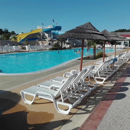 Kemping Mobil-homes Les Charmettes 4 Etoiles Les Mathes