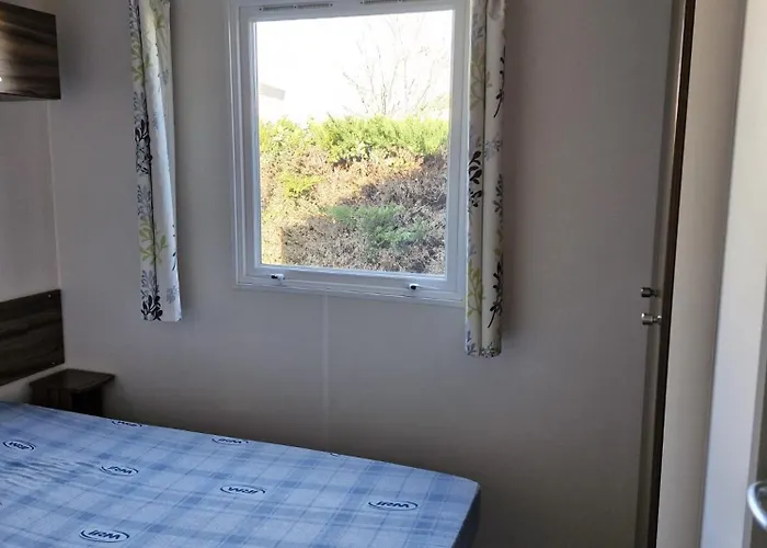 Mobil-homes Les Charmettes 4 Etoiles לס מתה