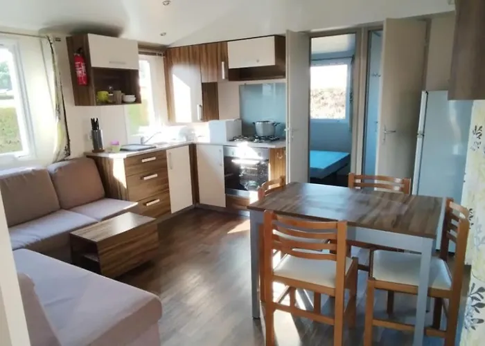 Mobil-homes Les Charmettes 4 Etoiles אתר קמפינג *