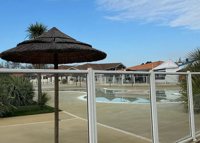 Mobil-homes Les Charmettes 4 Etoiles אתר קמפינג לס מתה